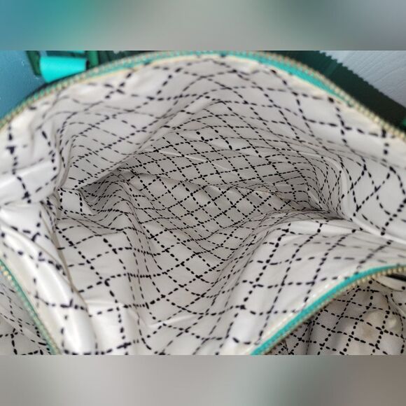 Kate Spade New York, Mint Green Newbury Lane Briar Leather Tote. - Picture 4 of 10